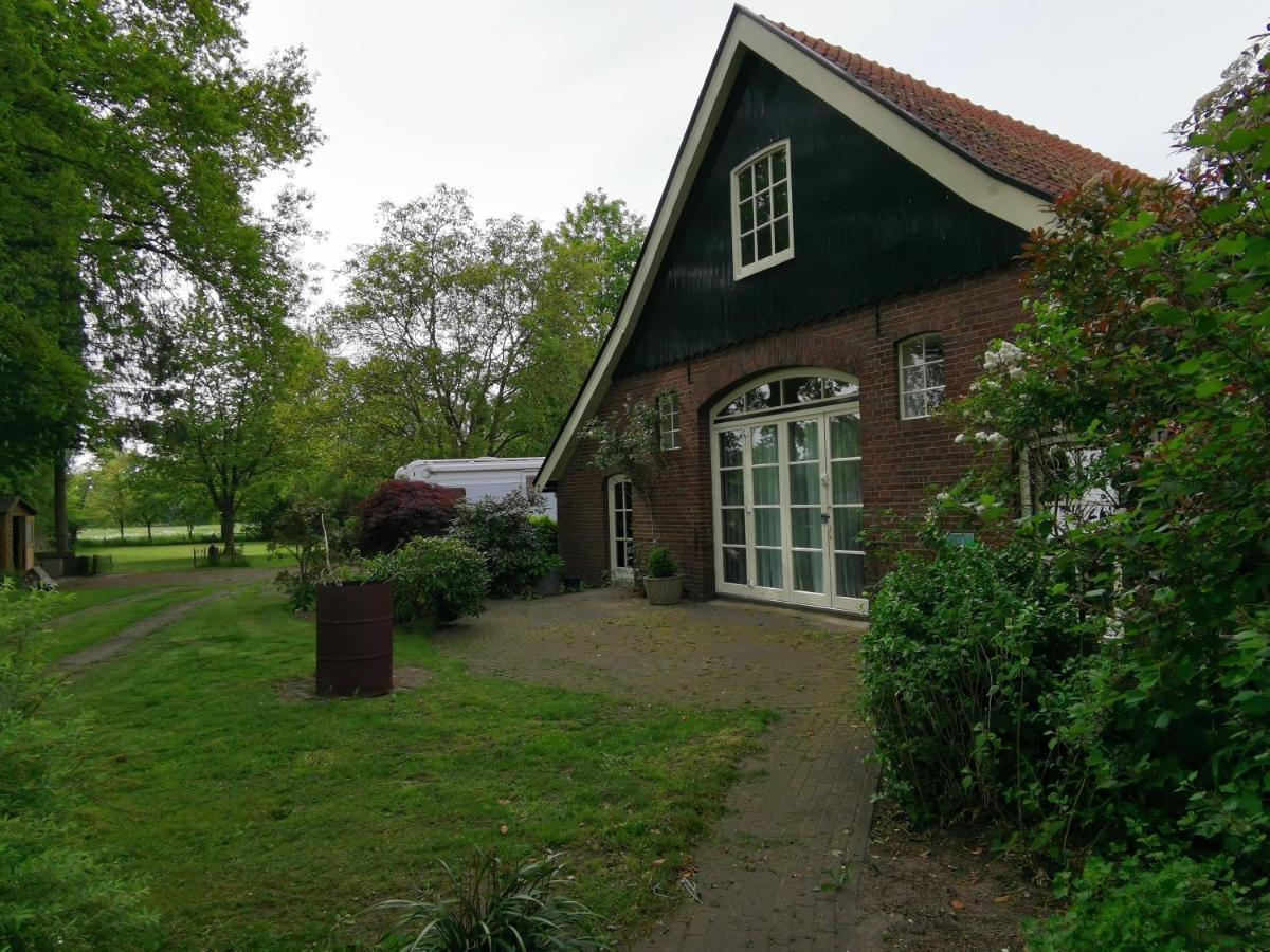 GoorVakantieboerderij Missetアパートメント エクステリア 写真